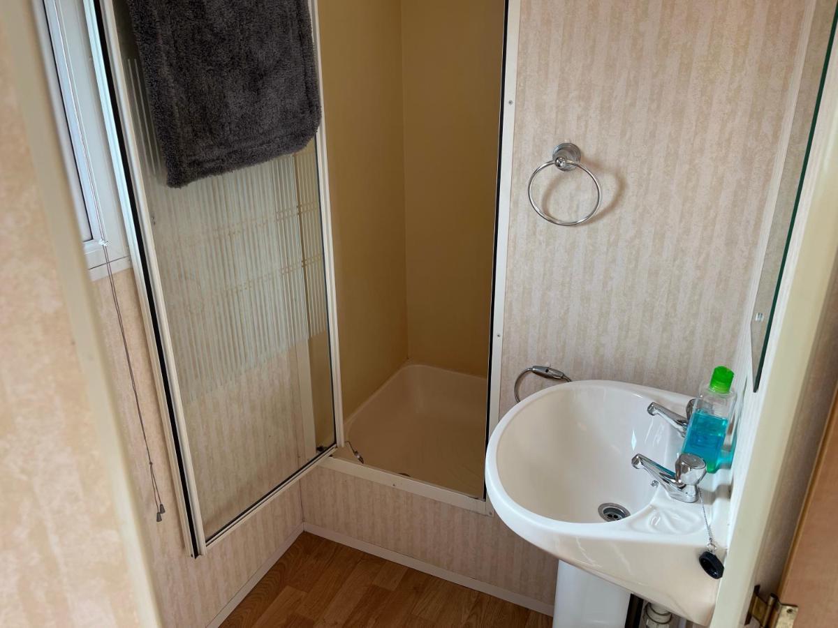 Sealands Highbury Next To Fantasy Island And Beach 8 Berth Beds Made Up For Arrival Инголдмелс Экстерьер фото