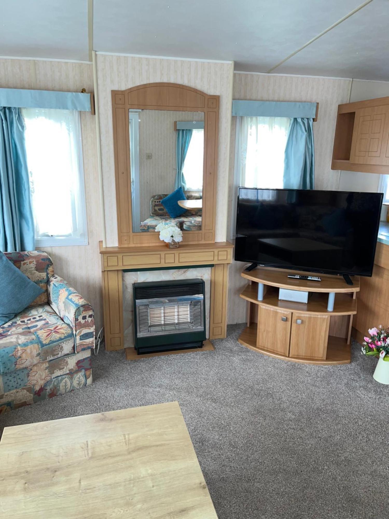 Sealands Highbury Next To Fantasy Island And Beach 8 Berth Beds Made Up For Arrival Инголдмелс Экстерьер фото